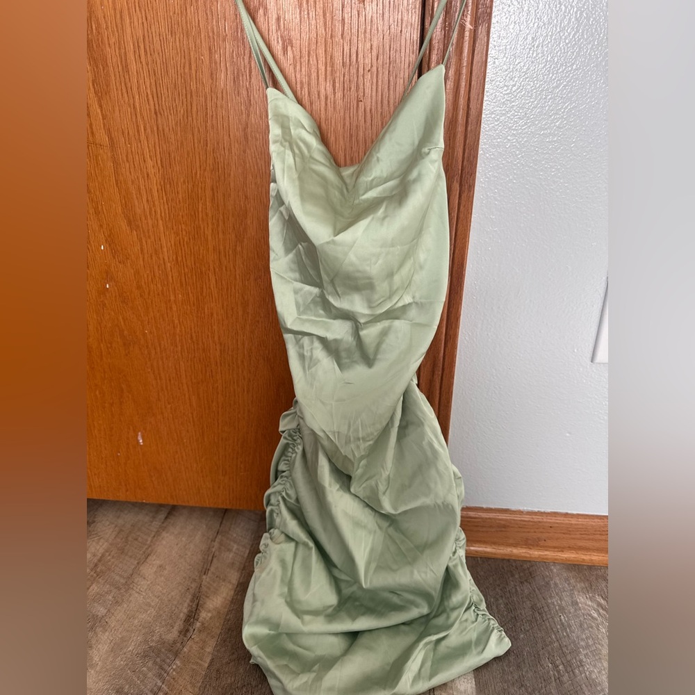 Rosedress NWT Size Small, mint green, skinny strap open back mini w/back detail - Picture 3 of 14